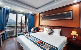 Sapa Full House Hotel
